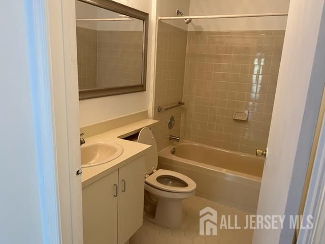 93 Clay Street, North Brunswick, NJ 08902
