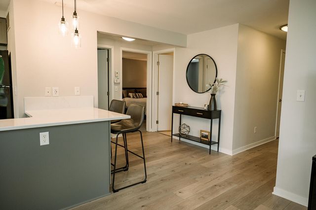 47 Lafayette Avenue Ne 101, City Of Grand Rapids, MI 49503