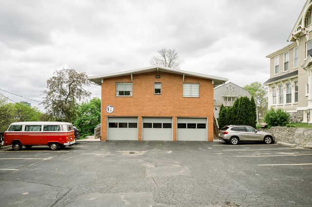 47 Lafayette Avenue Ne 101, City Of Grand Rapids, MI 49503