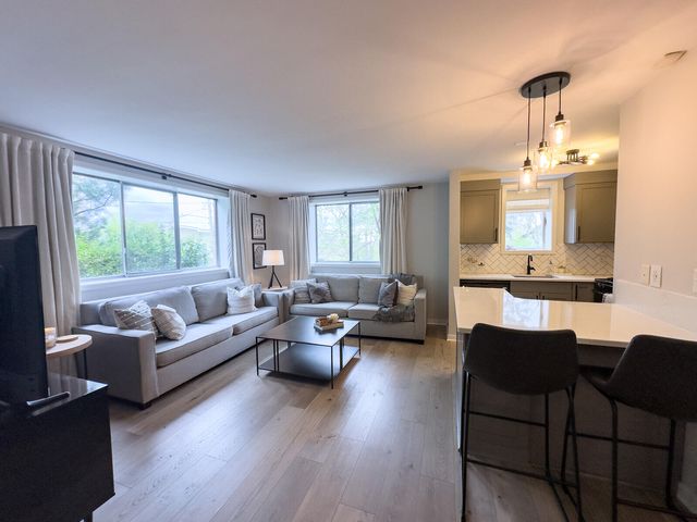 47 Lafayette Avenue Ne 101, City Of Grand Rapids, MI 49503