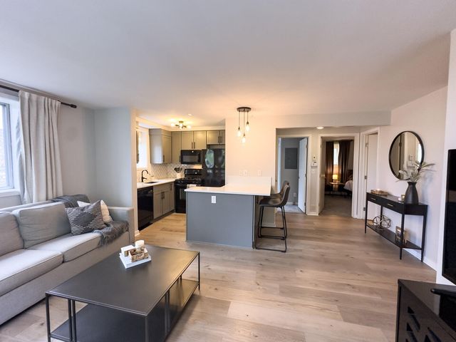 47 Lafayette Avenue Ne 101, City Of Grand Rapids, MI 49503