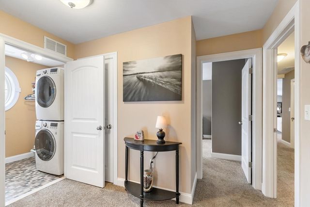 85 Aprils Way, Tewksbury, MA 01876