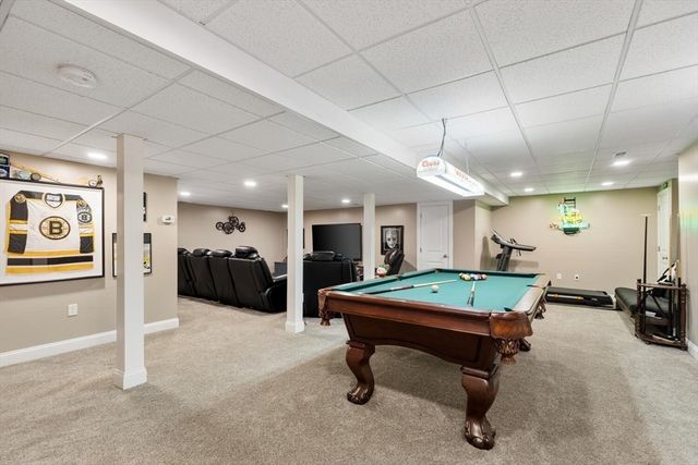 85 Aprils Way, Tewksbury, MA 01876