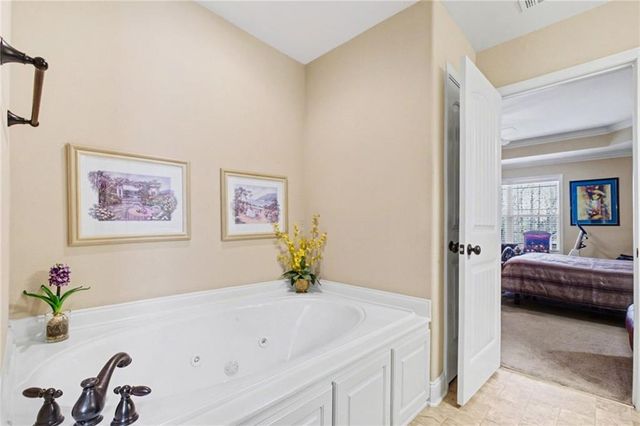 220 Tesnatee Landing Drive, Cleveland, GA 30528