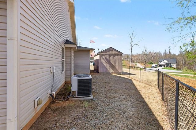 220 Tesnatee Landing Drive, Cleveland, GA 30528