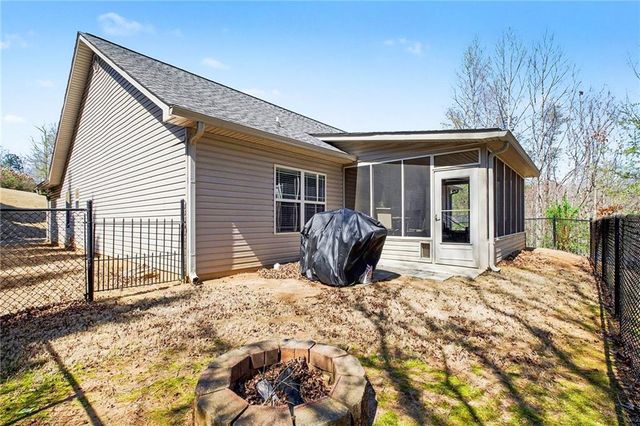 220 Tesnatee Landing Drive, Cleveland, GA 30528