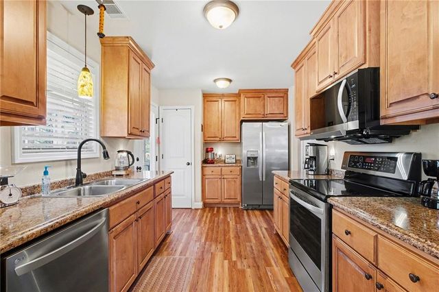 220 Tesnatee Landing Drive, Cleveland, GA 30528