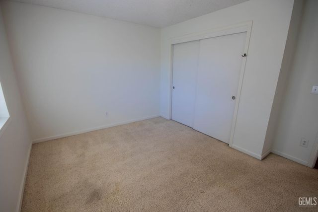 13904 Veracruz Drive, Bakersfield, CA 93314