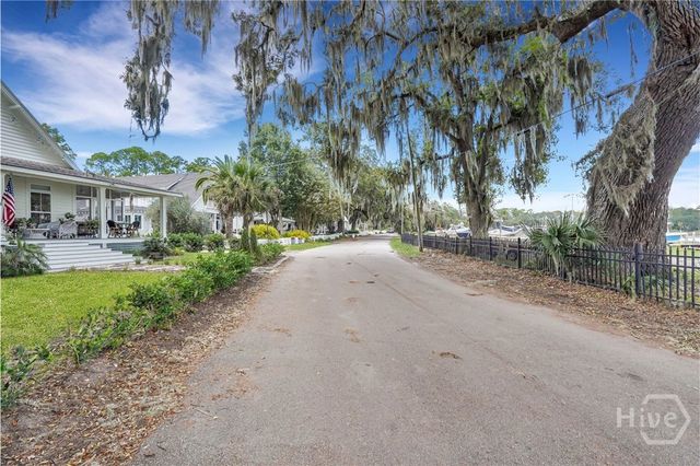 110 Dove Lane, Savannah, GA 31406