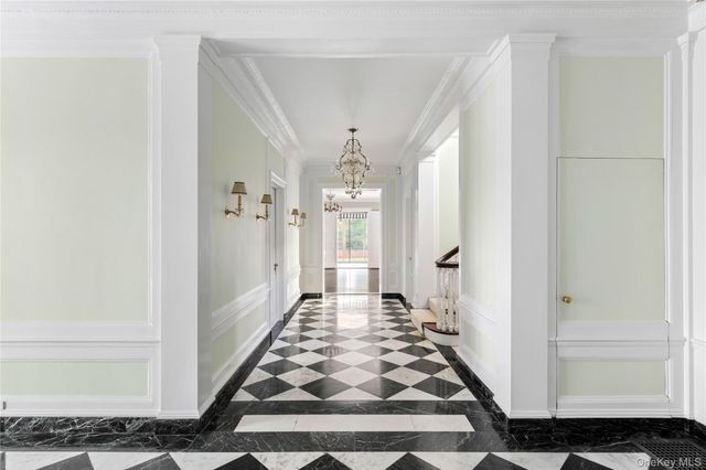 393 Mill River Road, Muttontown, NY 11771