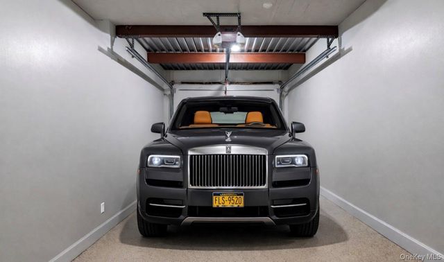 393 Mill River Road, Muttontown, NY 11771