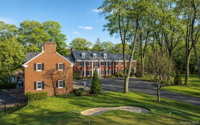 393 Mill River Road, Muttontown, NY 11771