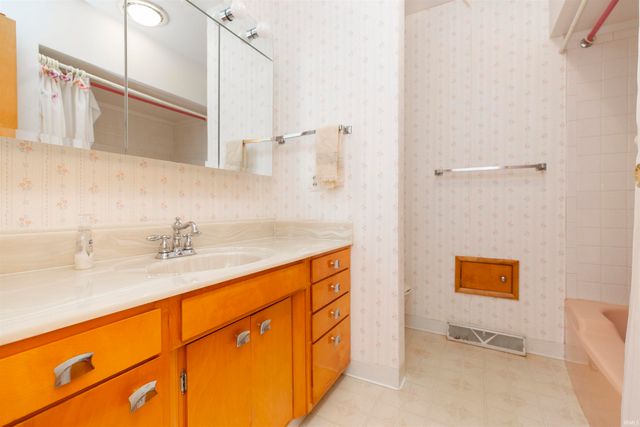 63200 Miami Road, South Bend, IN 46614