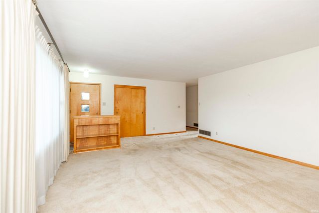 63200 Miami Road, South Bend, IN 46614