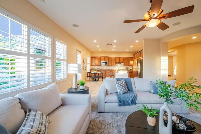 853 Hidden View Lane, Escondido, CA 92027