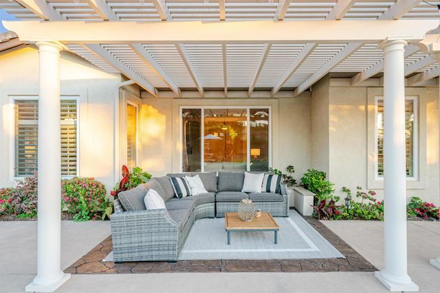 853 Hidden View Lane, Escondido, CA 92027