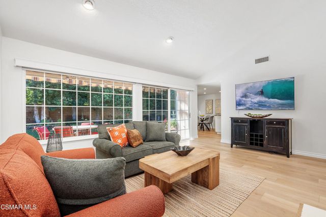 716 Stetson Court, Thousand Oaks, CA 91360