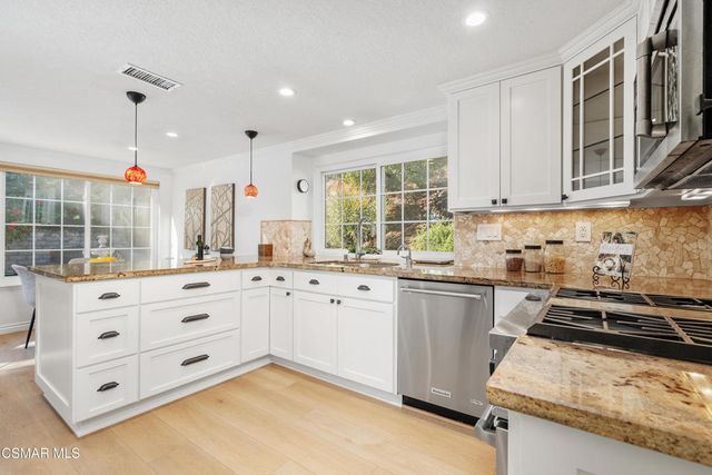 716 Stetson Court, Thousand Oaks, CA 91360