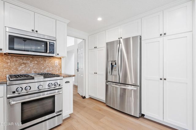 716 Stetson Court, Thousand Oaks, CA 91360