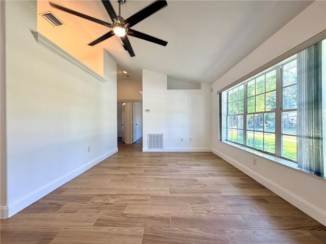 4104 18th Street, Vero Beach, FL 32960