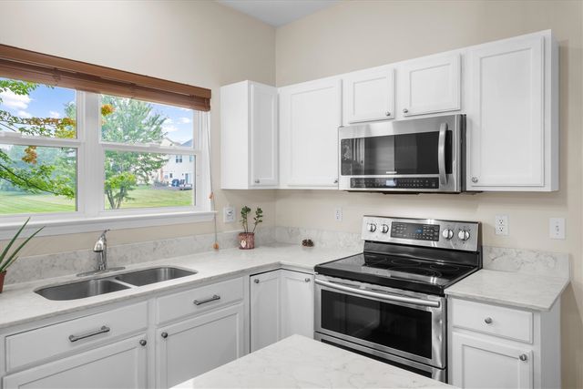 4672 Nutmeg Drive, Ypsilanti, MI 48197