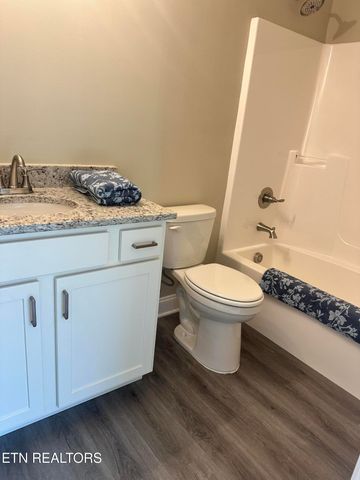 481 Broome Rd 203, Knoxville, TN 37909