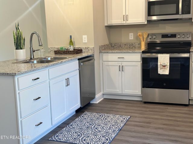 481 Broome Rd 203, Knoxville, TN 37909