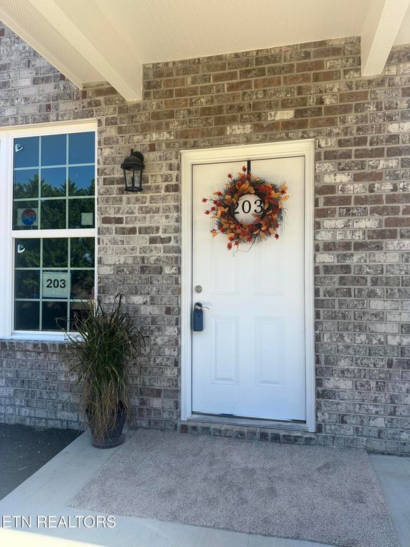 481 Broome Rd 203, Knoxville, TN 37909