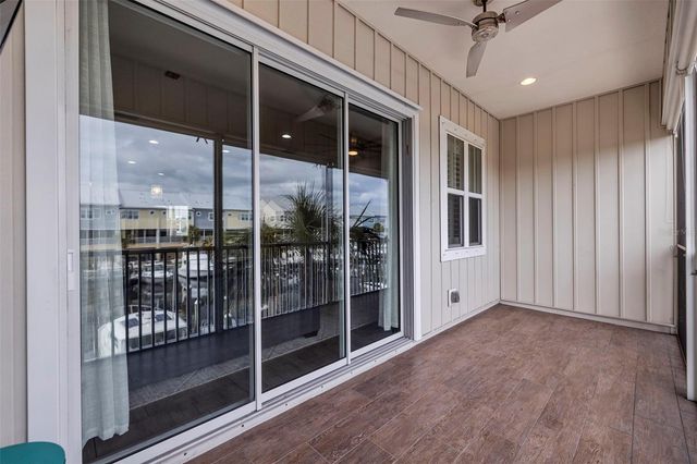 6064 MOORINGS DRIVE S, St Petersburg, FL 33712