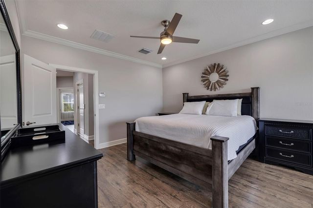 6064 MOORINGS DRIVE S, St Petersburg, FL 33712