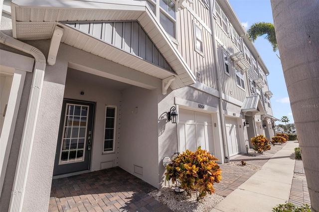 6064 MOORINGS DRIVE S, St Petersburg, FL 33712