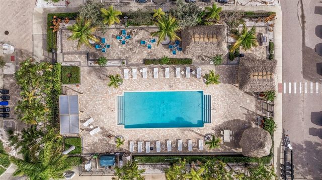 6064 MOORINGS DRIVE S, St Petersburg, FL 33712