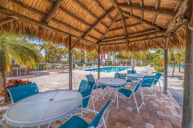 6064 MOORINGS DRIVE S, St Petersburg, FL 33712