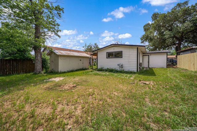 167 Bangor, San Antonio, TX 78228
