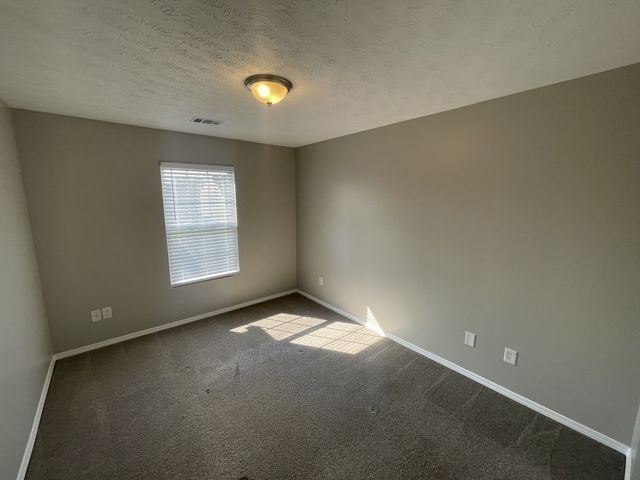2872 Creekbend Dr, Nashville, TN 37207