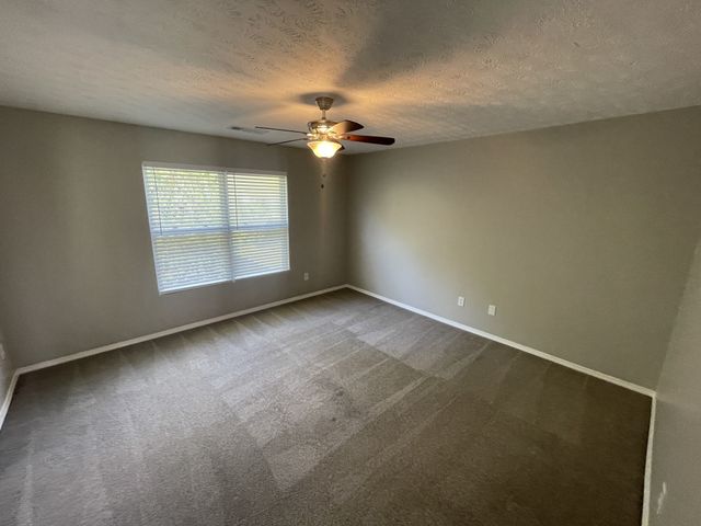 2872 Creekbend Dr, Nashville, TN 37207