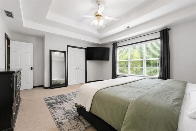 322 Lochmill Court, Loganville, GA 30052