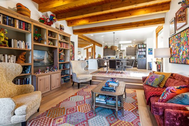 2558 Atalaya Hill Trail, Santa Fe, NM 87505