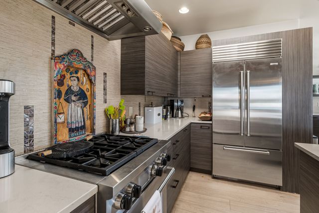2558 Atalaya Hill Trail, Santa Fe, NM 87505