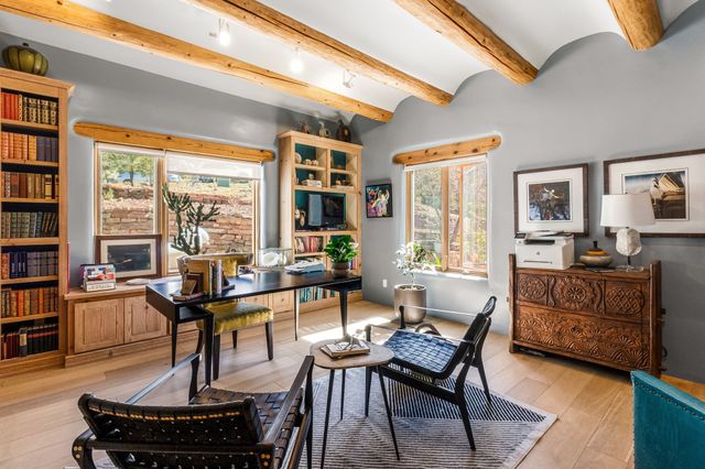 2558 Atalaya Hill Trail, Santa Fe, NM 87505