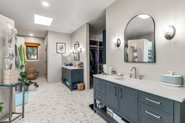 2558 Atalaya Hill Trail, Santa Fe, NM 87505