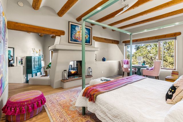2558 Atalaya Hill Trail, Santa Fe, NM 87505