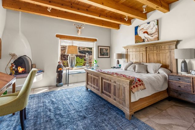 2558 Atalaya Hill Trail, Santa Fe, NM 87505