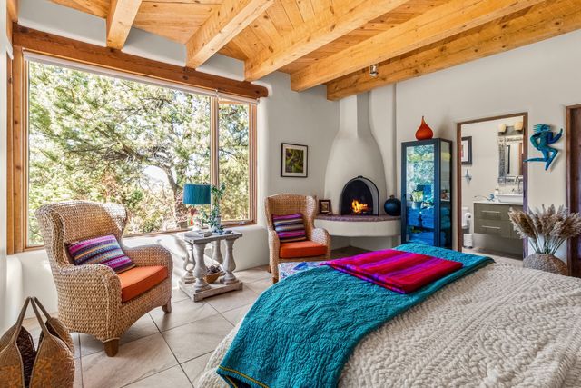 2558 Atalaya Hill Trail, Santa Fe, NM 87505