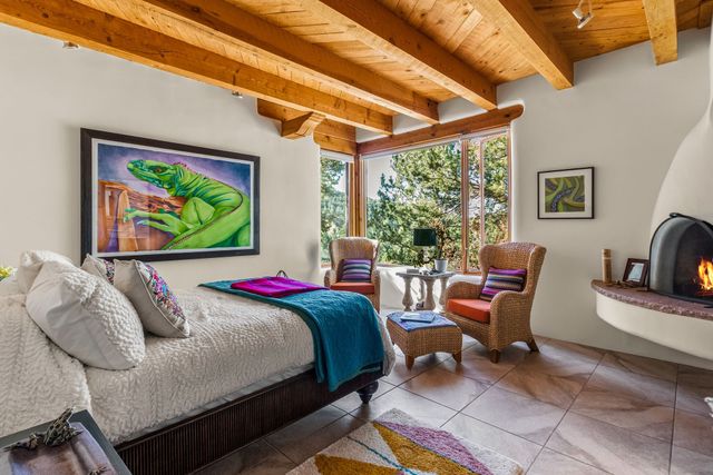 2558 Atalaya Hill Trail, Santa Fe, NM 87505