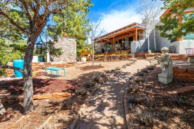 2558 Atalaya Hill Trail, Santa Fe, NM 87505