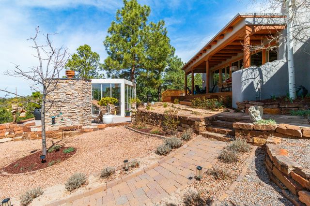 2558 Atalaya Hill Trail, Santa Fe, NM 87505