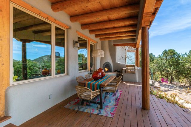 2558 Atalaya Hill Trail, Santa Fe, NM 87505
