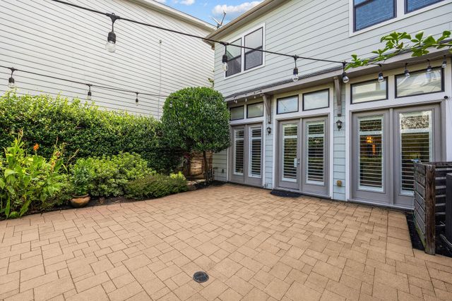 1519 Birdsall Street, Houston, TX 77007