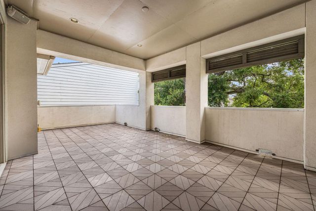 1519 Birdsall Street, Houston, TX 77007